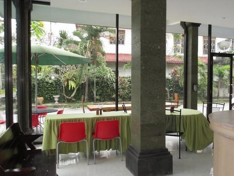 Reddoorz Near Jalan Gatot Subroto Barat Denpasar Hotel Exterior photo